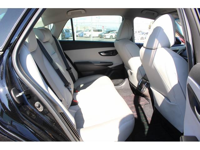 クラウンハイブリッド Ｇ　禁煙車　白革シート　純正１２．３インチナビ　フルセグ　衝突軽減ブレーキ　アラウンドビューモニター　デジタルインナーミラー　３眼ＬＥＤヘッド　ビルドインＥＴＣ２．０　シートエアコン　シートヒーター（44枚目）