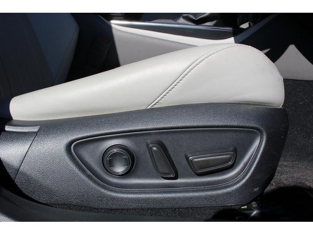 クラウンハイブリッド Ｇ　禁煙車　白革シート　純正１２．３インチナビ　フルセグ　衝突軽減ブレーキ　アラウンドビューモニター　デジタルインナーミラー　３眼ＬＥＤヘッド　ビルドインＥＴＣ２．０　シートエアコン　シートヒーター（54枚目）