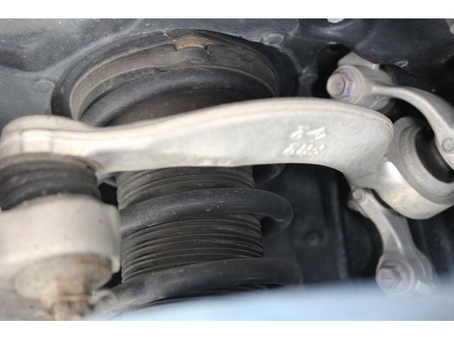 クラウンハイブリッド Ｇ　禁煙車　白革シート　純正１２．３インチナビ　フルセグ　衝突軽減ブレーキ　アラウンドビューモニター　デジタルインナーミラー　３眼ＬＥＤヘッド　ビルドインＥＴＣ２．０　シートエアコン　シートヒーター（69枚目）