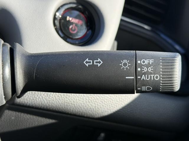 フィット ｅ：ＨＥＶ　ＲＳ　ワンオーナー　禁煙車　純正９型ナビ　フルセグ　バックカメラ　衝突軽減ブレーキ　運転支援システム　レーダークルーズコントロール　ＵＳＢ端子　パドルシフト　ＳＤ録音ミュージックサーバー　内牧ステアリング（50枚目）