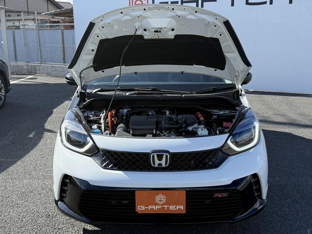 フィット ｅ：ＨＥＶ　ＲＳ　ワンオーナー　禁煙車　純正９型ナビ　フルセグ　バックカメラ　衝突軽減ブレーキ　運転支援システム　レーダークルーズコントロール　ＵＳＢ端子　パドルシフト　ＳＤ録音ミュージックサーバー　内牧ステアリング（73枚目）