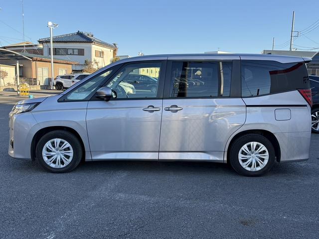 ノア Ｘ　禁煙車　純正８インチナビ　バックカメラ　トヨタセーフティセンス　アダプティブクルーズコントロ－ル　衝突軽減ブレーキ　片側電動スライドドア　ＥＴＣ　クリアランスソナー　Ｂｌｕｅｔｏｏｔｈ接続（11枚目）