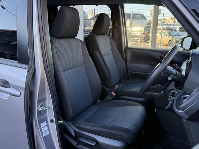 ノア Ｘ　禁煙車　純正８インチナビ　バックカメラ　トヨタセーフティセンス　アダプティブクルーズコントロ－ル　衝突軽減ブレーキ　片側電動スライドドア　ＥＴＣ　クリアランスソナー　Ｂｌｕｅｔｏｏｔｈ接続（15枚目）