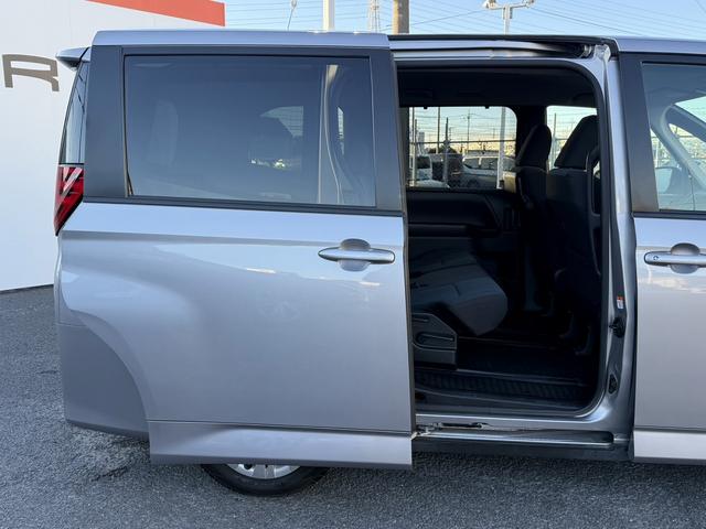 ノア Ｘ　禁煙車　純正８インチナビ　バックカメラ　トヨタセーフティセンス　アダプティブクルーズコントロ－ル　衝突軽減ブレーキ　片側電動スライドドア　ＥＴＣ　クリアランスソナー　Ｂｌｕｅｔｏｏｔｈ接続（40枚目）