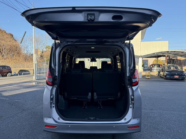 ノア Ｘ　禁煙車　純正８インチナビ　バックカメラ　トヨタセーフティセンス　アダプティブクルーズコントロ－ル　衝突軽減ブレーキ　片側電動スライドドア　ＥＴＣ　クリアランスソナー　Ｂｌｕｅｔｏｏｔｈ接続（41枚目）