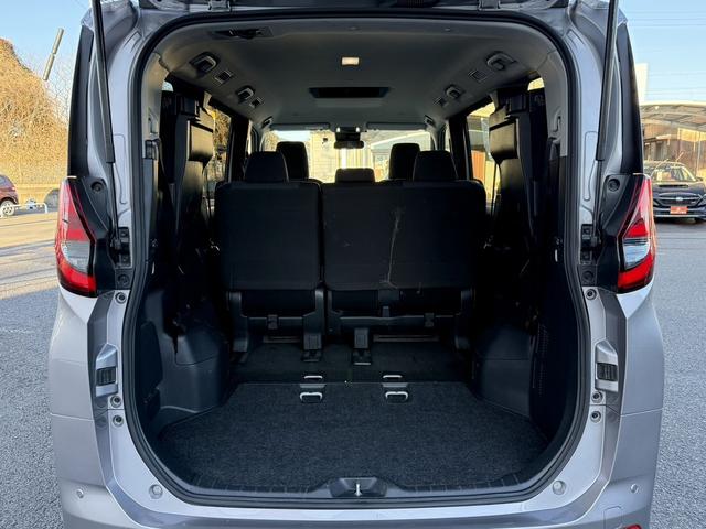 ノア Ｘ　禁煙車　純正８インチナビ　バックカメラ　トヨタセーフティセンス　アダプティブクルーズコントロ－ル　衝突軽減ブレーキ　片側電動スライドドア　ＥＴＣ　クリアランスソナー　Ｂｌｕｅｔｏｏｔｈ接続（42枚目）