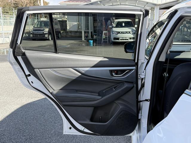 レヴォーグ GT-H EX 禁煙車 純正11.6インチナビ アイサイトX ハンズフリーパワーバックドア フロントサイドバックカメラ フルセグ アダクティブクルーズコントロール 前後シートヒーター 自動後退機能付パワーシート(38枚目)