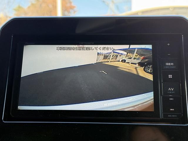 イグニス ハイブリッドＭＧ　禁煙車　社外ナビ　バックカメラ　衝突軽減ブレーキ　前席シートヒーター　レーンキープ　ＥＴＣ　アイドリングストップ　Ｂｌｕｅｔｏｏｔｈ接続　電動格納式ミラー　キーレス（4枚目）