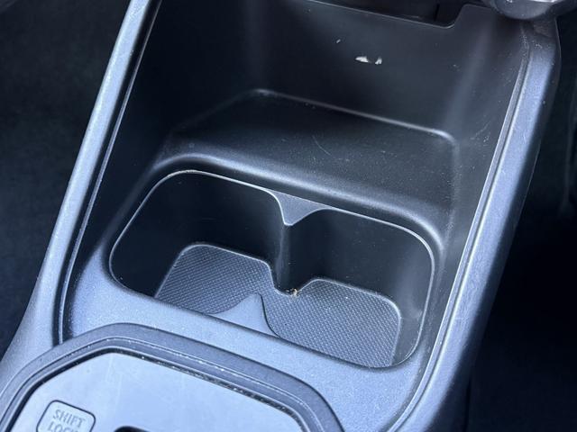 イグニス ハイブリッドＭＧ　禁煙車　社外ナビ　バックカメラ　衝突軽減ブレーキ　前席シートヒーター　レーンキープ　ＥＴＣ　アイドリングストップ　Ｂｌｕｅｔｏｏｔｈ接続　電動格納式ミラー　キーレス（60枚目）