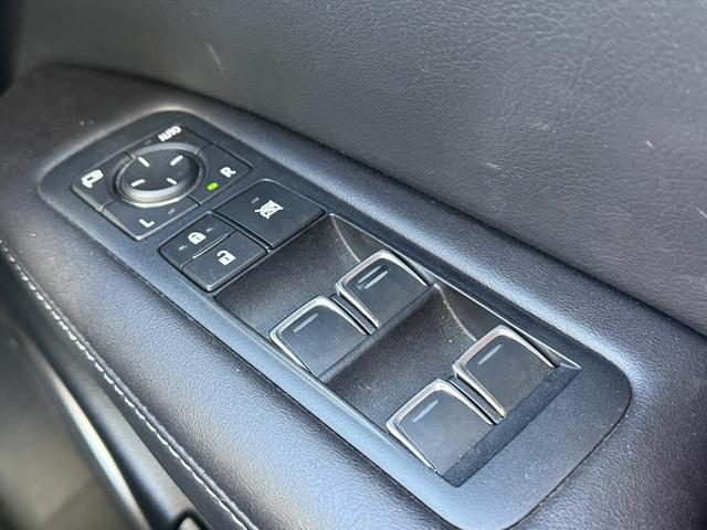 ���Ǝҗl�ւ̔̔��͂��f�肳���Ă��������܂��B�@�Ԍ������ԗ��̏ꍇ�́A�Ԍ����擾�������x�������z�ŕ\�����Ă���܂��B