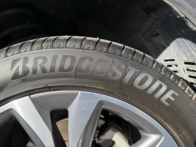 ���Ǝҗl�ւ̔̔��͂��f�肳���Ă��������܂��B�@�Ԍ������ԗ��̏ꍇ�́A�Ԍ����擾�������x�������z�ŕ\�����Ă���܂��B