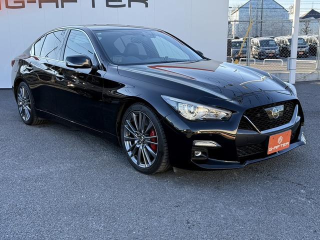 スカイライン ４００Ｒ　禁煙車　純正８インチナビ　アラウンドビューカメラ　フルセグ　ＢＯＳＥサウンド　衝突軽減ブレーキ　黒革シート　シートヒーター　パワーシート　ブラインドスポットモニター　レーンキープ　Ｂｌｕｅｔｏｏｔｈ（21枚目）