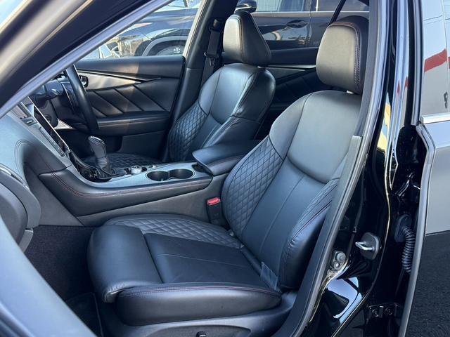 スカイライン ４００Ｒ　禁煙車　純正８インチナビ　アラウンドビューカメラ　フルセグ　ＢＯＳＥサウンド　衝突軽減ブレーキ　黒革シート　シートヒーター　パワーシート　ブラインドスポットモニター　レーンキープ　Ｂｌｕｅｔｏｏｔｈ（45枚目）