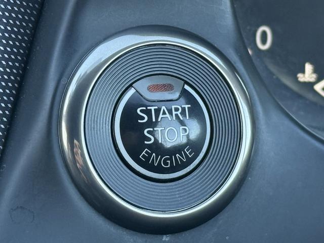 スカイライン ４００Ｒ　禁煙車　純正８インチナビ　アラウンドビューカメラ　フルセグ　ＢＯＳＥサウンド　衝突軽減ブレーキ　黒革シート　シートヒーター　パワーシート　ブラインドスポットモニター　レーンキープ　Ｂｌｕｅｔｏｏｔｈ（57枚目）