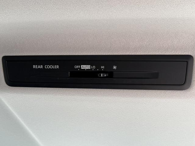 ���Ǝҗl�ւ̔̔��͂��f�肳���Ă��������܂��B�@�Ԍ������ԗ��̏ꍇ�́A�Ԍ����擾�������x�������z�ŕ\�����Ă���܂��B