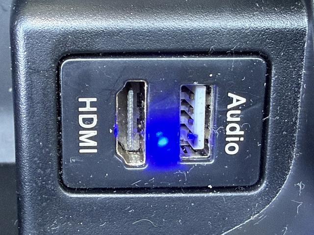 ハリアーハイブリッド プレミアム　メタル　アンド　レザーパッケージ　禁煙車　ムーンルーフ　インテリジェントクリアランスソナー　純正８インチナビ　バックカメラ　快適温熱シート　ベンチレーション　黒革シート　パワーバックドア　セーフティセンス　ビルトインＥＴＣ２．０（59枚目）