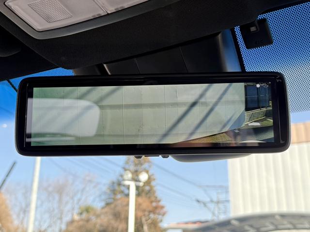 ハリアーハイブリッド プレミアム　メタル　アンド　レザーパッケージ　禁煙車　ムーンルーフ　インテリジェントクリアランスソナー　純正８インチナビ　バックカメラ　快適温熱シート　ベンチレーション　黒革シート　パワーバックドア　セーフティセンス　ビルトインＥＴＣ２．０（66枚目）