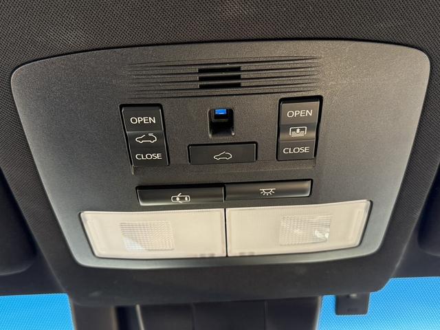 ハリアーハイブリッド プレミアム　メタル　アンド　レザーパッケージ　禁煙車　ムーンルーフ　インテリジェントクリアランスソナー　純正８インチナビ　バックカメラ　快適温熱シート　ベンチレーション　黒革シート　パワーバックドア　セーフティセンス　ビルトインＥＴＣ２．０（67枚目）