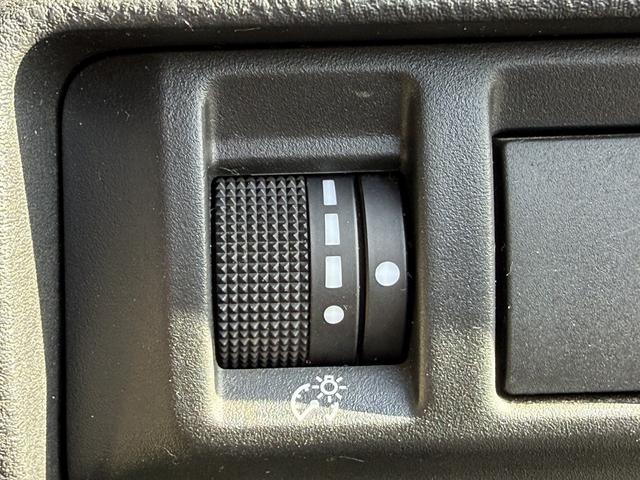 ���Ǝҗl�ւ̔̔��͂��f�肳���Ă��������܂��B�@�Ԍ������ԗ��̏ꍇ�́A�Ԍ����擾�������x�������z�ŕ\�����Ă���܂��B