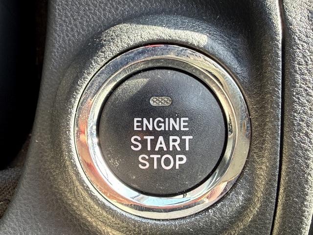 ���Ǝҗl�ւ̔̔��͂��f�肳���Ă��������܂��B�@�Ԍ������ԗ��̏ꍇ�́A�Ԍ����擾�������x�������z�ŕ\�����Ă���܂��B