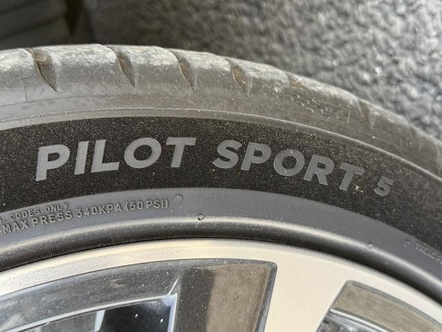 ���Ǝҗl�ւ̔̔��͂��f�肳���Ă��������܂��B�@�Ԍ������ԗ��̏ꍇ�́A�Ԍ����擾�������x�������z�ŕ\�����Ă���܂��B