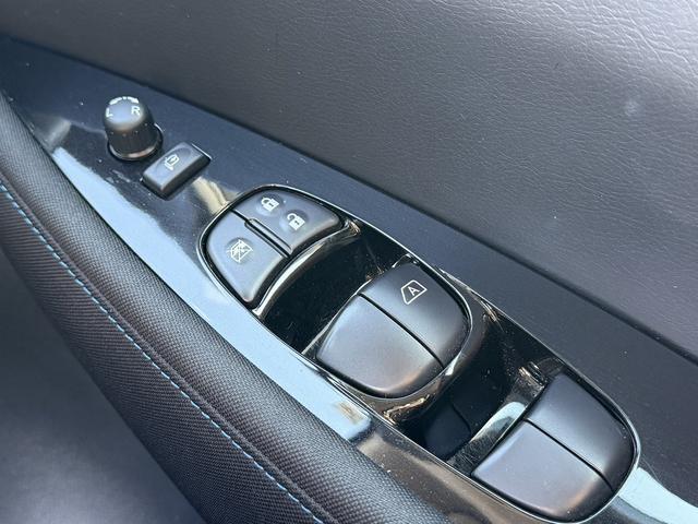 ���Ǝҗl�ւ̔̔��͂��f�肳���Ă��������܂��B�@�Ԍ������ԗ��̏ꍇ�́A�Ԍ����擾�������x�������z�ŕ\�����Ă���܂��B