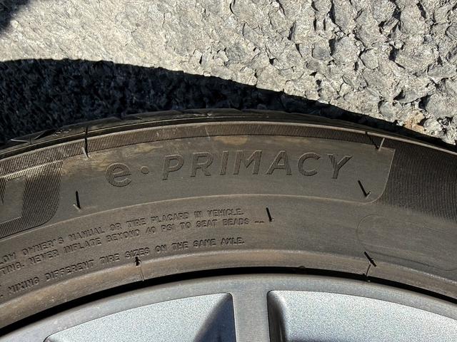 ���Ǝҗl�ւ̔̔��͂��f�肳���Ă��������܂��B�@�Ԍ������ԗ��̏ꍇ�́A�Ԍ����擾�������x�������z�ŕ\�����Ă���܂��B