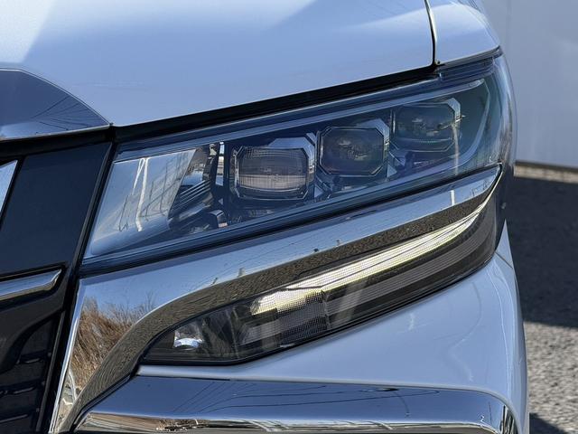 アルファード ２．５Ｓ　タイプゴールド　ワンオーナー　禁煙車　純正ＪＢＬプレミアムサウンドナビ　１３型リアモニター　パワーバックドア　３６０度カメラ　ブラインドスポットモニター　デジタルインナーミラー　衝突軽減　運転支援　両側電動スライド（27枚目）