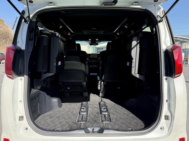 アルファード ２．５Ｓ　タイプゴールド　ワンオーナー　禁煙車　純正ＪＢＬプレミアムサウンドナビ　１３型リアモニター　パワーバックドア　３６０度カメラ　ブラインドスポットモニター　デジタルインナーミラー　衝突軽減　運転支援　両側電動スライド（41枚目）