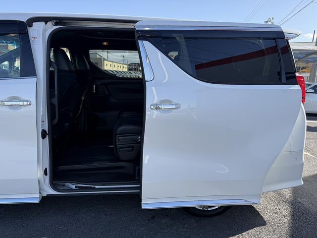 アルファード ２．５Ｓ　タイプゴールド　ワンオーナー　禁煙車　純正ＪＢＬプレミアムサウンドナビ　１３型リアモニター　パワーバックドア　３６０度カメラ　ブラインドスポットモニター　デジタルインナーミラー　衝突軽減　運転支援　両側電動スライド（44枚目）