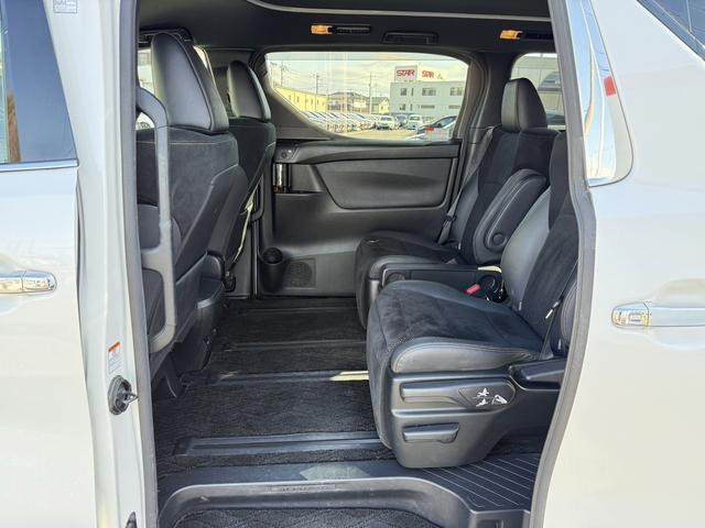 アルファード ２．５Ｓ　タイプゴールド　ワンオーナー　禁煙車　純正ＪＢＬプレミアムサウンドナビ　１３型リアモニター　パワーバックドア　３６０度カメラ　ブラインドスポットモニター　デジタルインナーミラー　衝突軽減　運転支援　両側電動スライド（50枚目）