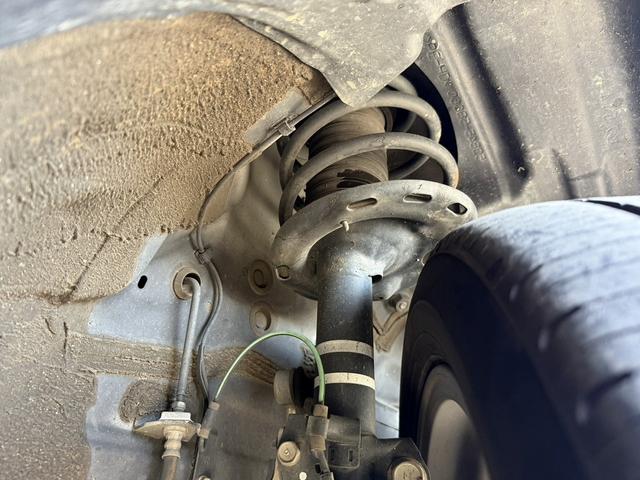 アルファード ２．５Ｓ　タイプゴールド　ワンオーナー　禁煙車　純正ＪＢＬプレミアムサウンドナビ　１３型リアモニター　パワーバックドア　３６０度カメラ　ブラインドスポットモニター　デジタルインナーミラー　衝突軽減　運転支援　両側電動スライド（76枚目）