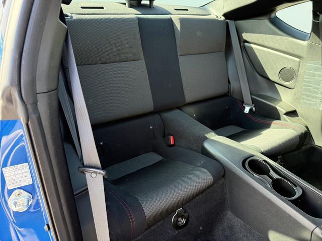 ���Ǝҗl�ւ̔̔��͂��f�肳���Ă��������܂��B�@�Ԍ������ԗ��̏ꍇ�́A�Ԍ����擾�������x�������z�ŕ\�����Ă���܂��B