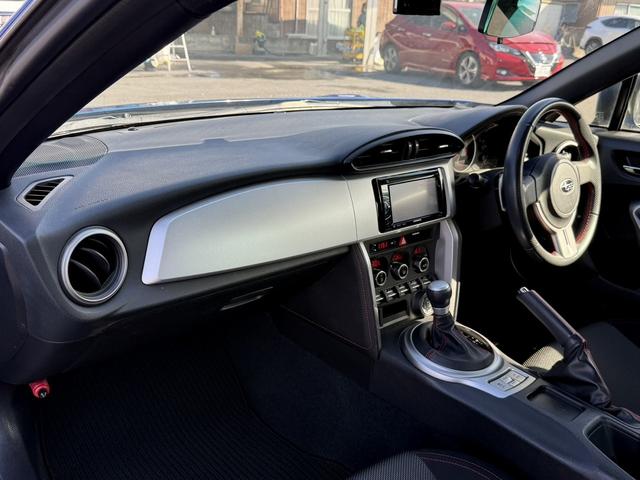 ���Ǝҗl�ւ̔̔��͂��f�肳���Ă��������܂��B�@�Ԍ������ԗ��̏ꍇ�́A�Ԍ����擾�������x�������z�ŕ\�����Ă���܂��B