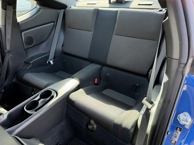 ���Ǝҗl�ւ̔̔��͂��f�肳���Ă��������܂��B�@�Ԍ������ԗ��̏ꍇ�́A�Ԍ����擾�������x�������z�ŕ\�����Ă���܂��B