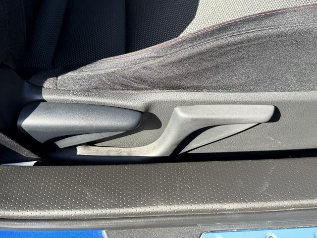 ���Ǝҗl�ւ̔̔��͂��f�肳���Ă��������܂��B�@�Ԍ������ԗ��̏ꍇ�́A�Ԍ����擾�������x�������z�ŕ\�����Ă���܂��B