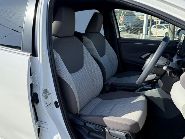 ヤリス ハイブリッドＺ　禁煙車　モデリスタエアロ　純正８インチディスプレイ　バックカメラ　フルセグ　衝突軽減ブレーキ　運転支援システム　オートマチックハイビーム　純正ビルトインＥＴＣ２．０　レーダークルーズ　シートヒーター（15枚目）