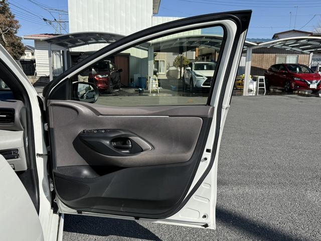 ヤリス ハイブリッドＺ　禁煙車　モデリスタエアロ　純正８インチディスプレイ　バックカメラ　フルセグ　衝突軽減ブレーキ　運転支援システム　オートマチックハイビーム　純正ビルトインＥＴＣ２．０　レーダークルーズ　シートヒーター（37枚目）