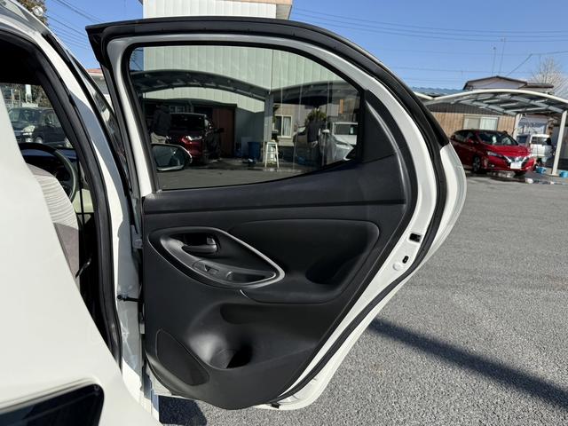 ヤリス ハイブリッドＺ　禁煙車　モデリスタエアロ　純正８インチディスプレイ　バックカメラ　フルセグ　衝突軽減ブレーキ　運転支援システム　オートマチックハイビーム　純正ビルトインＥＴＣ２．０　レーダークルーズ　シートヒーター（38枚目）