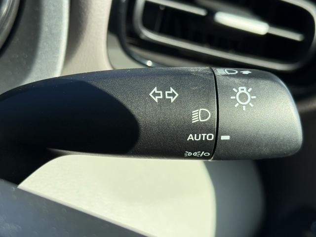 ヤリス ハイブリッドＺ　禁煙車　モデリスタエアロ　純正８インチディスプレイ　バックカメラ　フルセグ　衝突軽減ブレーキ　運転支援システム　オートマチックハイビーム　純正ビルトインＥＴＣ２．０　レーダークルーズ　シートヒーター（53枚目）