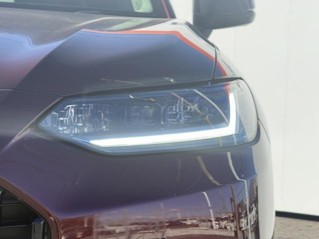 ＺＲ－Ｖ ｅ：ＨＥＶ　Ｚ　禁煙車　純正１１．４インチナビ　ＢＯＳＥサウンド　赤革シート　アラウンドビューカメラ　フルセグ　衝突権限ブレーキ　ステアリングヒーター　電動リアゲート　ビルドインＥＴＣ２．０　パワーシート　ＬＥＤ（27枚目）