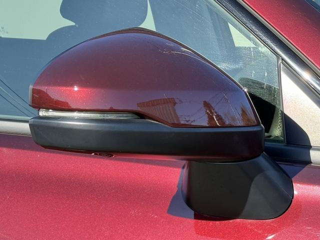 ＺＲ－Ｖ ｅ：ＨＥＶ　Ｚ　禁煙車　純正１１．４インチナビ　ＢＯＳＥサウンド　赤革シート　アラウンドビューカメラ　フルセグ　衝突権限ブレーキ　ステアリングヒーター　電動リアゲート　ビルドインＥＴＣ２．０　パワーシート　ＬＥＤ（29枚目）