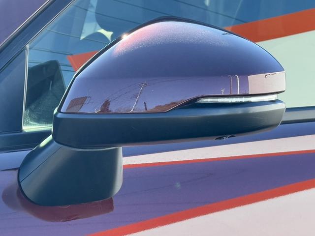 ＺＲ－Ｖ ｅ：ＨＥＶ　Ｚ　禁煙車　純正１１．４インチナビ　ＢＯＳＥサウンド　赤革シート　アラウンドビューカメラ　フルセグ　衝突権限ブレーキ　ステアリングヒーター　電動リアゲート　ビルドインＥＴＣ２．０　パワーシート　ＬＥＤ（30枚目）