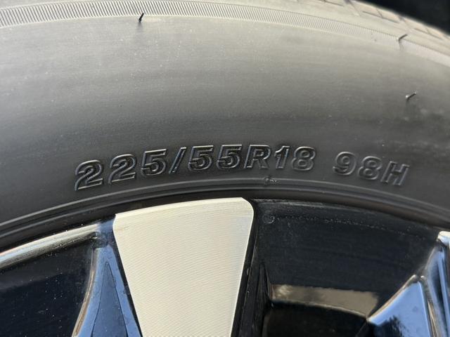 ＺＲ－Ｖ ｅ：ＨＥＶ　Ｚ　禁煙車　純正１１．４インチナビ　ＢＯＳＥサウンド　赤革シート　アラウンドビューカメラ　フルセグ　衝突権限ブレーキ　ステアリングヒーター　電動リアゲート　ビルドインＥＴＣ２．０　パワーシート　ＬＥＤ（36枚目）