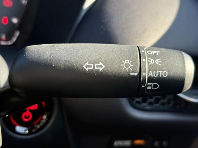 ＺＲ－Ｖ ｅ：ＨＥＶ　Ｚ　禁煙車　純正１１．４インチナビ　ＢＯＳＥサウンド　赤革シート　アラウンドビューカメラ　フルセグ　衝突権限ブレーキ　ステアリングヒーター　電動リアゲート　ビルドインＥＴＣ２．０　パワーシート　ＬＥＤ（54枚目）