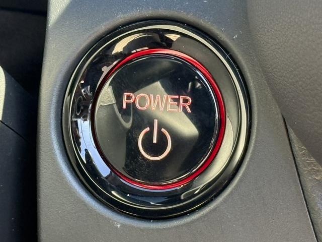 ＺＲ－Ｖ ｅ：ＨＥＶ　Ｚ　禁煙車　純正１１．４インチナビ　ＢＯＳＥサウンド　赤革シート　アラウンドビューカメラ　フルセグ　衝突権限ブレーキ　ステアリングヒーター　電動リアゲート　ビルドインＥＴＣ２．０　パワーシート　ＬＥＤ（58枚目）