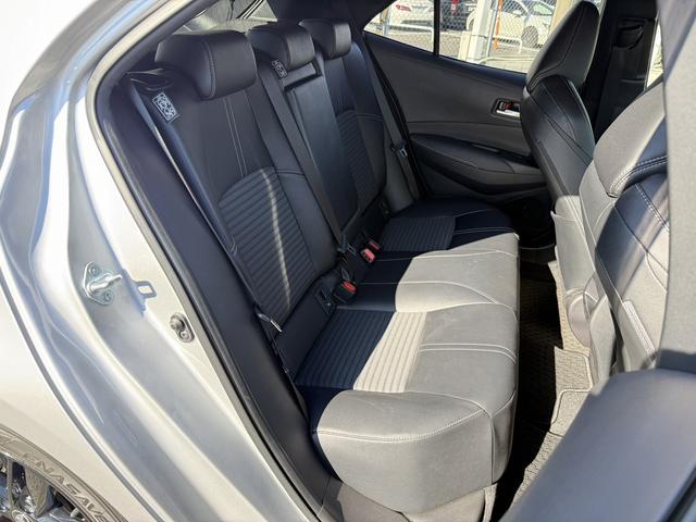 カローラスポーツ G R3登録 禁煙車 1オーナー 6MT 純正9型ディスプレイオーディオ フルセグ バックカメラ ハーフレザー 衝突軽減ブレーキ アダプティブクルーズコントロール レーンキープ ビルドインETC2.0(17枚目)