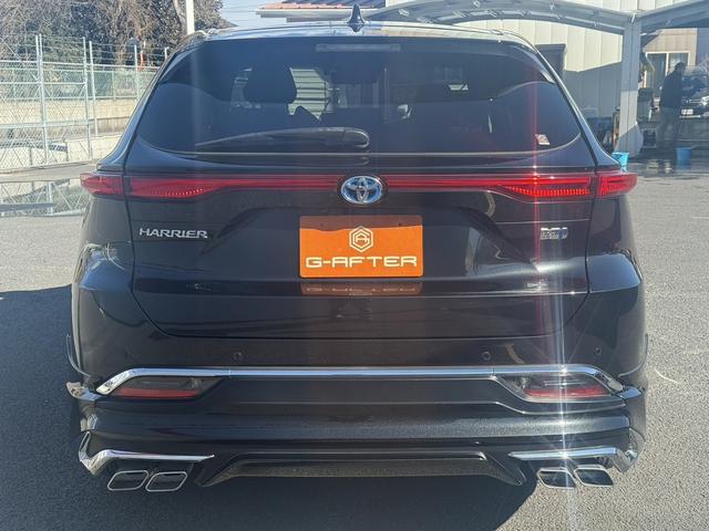 ハリアーハイブリッド Ｇ　禁煙車　モデリスタフルエアロ　純正８インチナビ　バックカメラ　ブラインドスポットモニター　衝突軽減ブレーキ　運転支援システム　電動リアゲート　パワーシート　ハーフレザー　ビルドインＥＴＣ　ＬＥＤ（10枚目）