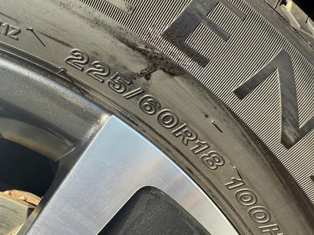 ハリアーハイブリッド Ｇ　禁煙車　モデリスタフルエアロ　純正８インチナビ　バックカメラ　ブラインドスポットモニター　衝突軽減ブレーキ　運転支援システム　電動リアゲート　パワーシート　ハーフレザー　ビルドインＥＴＣ　ＬＥＤ（35枚目）