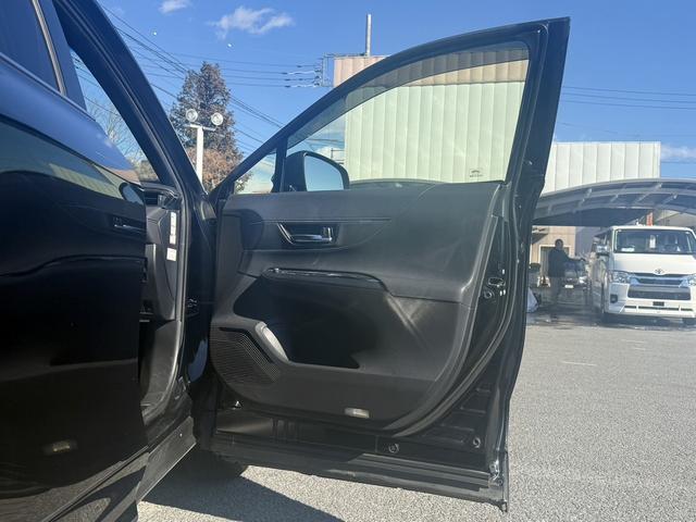 ハリアーハイブリッド Ｇ　禁煙車　モデリスタフルエアロ　純正８インチナビ　バックカメラ　ブラインドスポットモニター　衝突軽減ブレーキ　運転支援システム　電動リアゲート　パワーシート　ハーフレザー　ビルドインＥＴＣ　ＬＥＤ（36枚目）